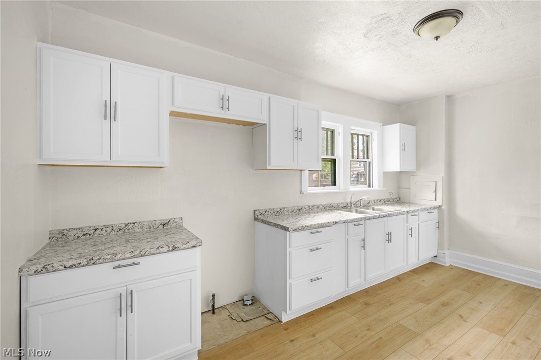 1390 Curtis Street Akron OH 44301