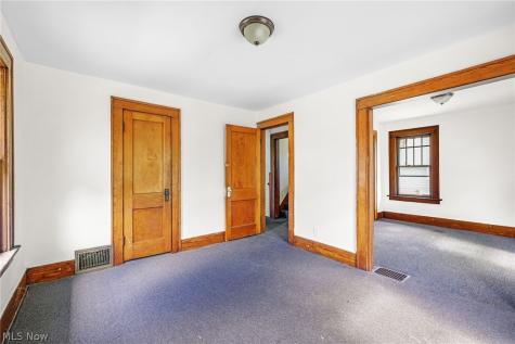 1390 Curtis Street Akron OH 44301