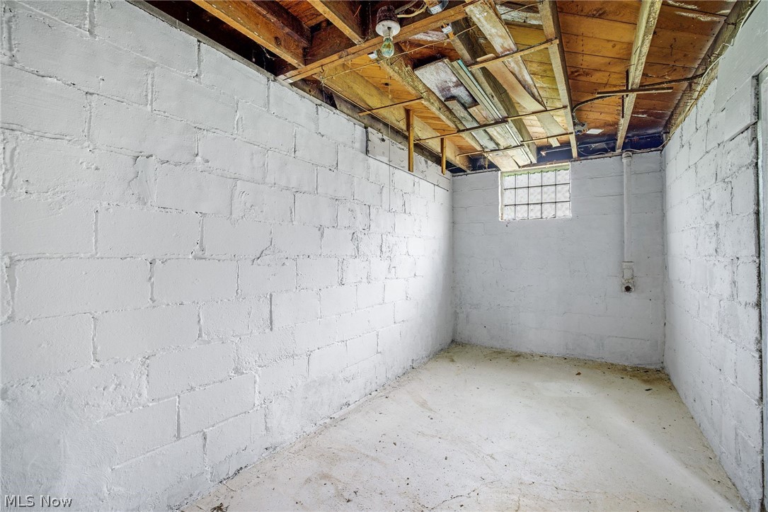 1390 Curtis Street Akron OH 44301