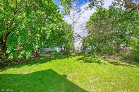 1390 Curtis Street Akron OH 44301