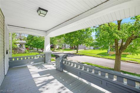 1390 Curtis Street Akron OH 44301