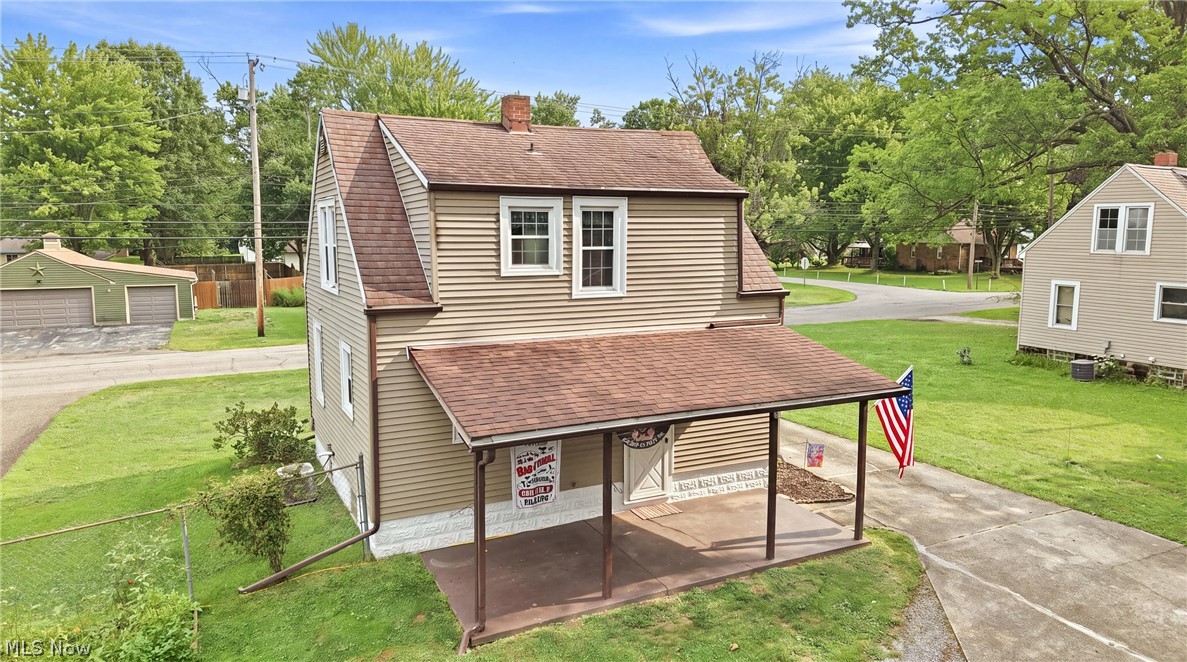 2036 Overland Avenue NE Warren OH 44483