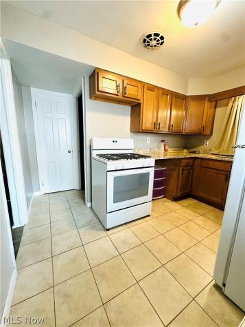 4102 Colony Road South Euclid OH 44121