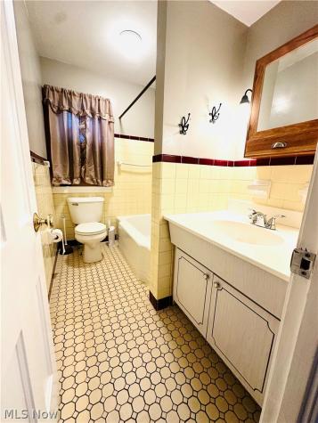 4102 Colony Road South Euclid OH 44121