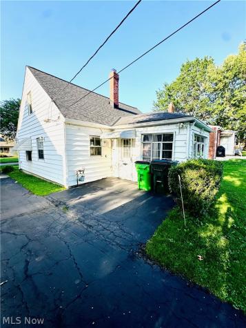 4102 Colony Road South Euclid OH 44121