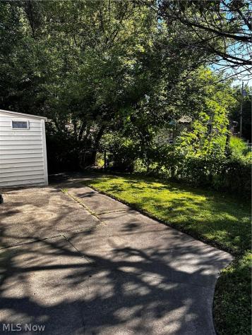 1485 3rd Street Lakemore OH 44250