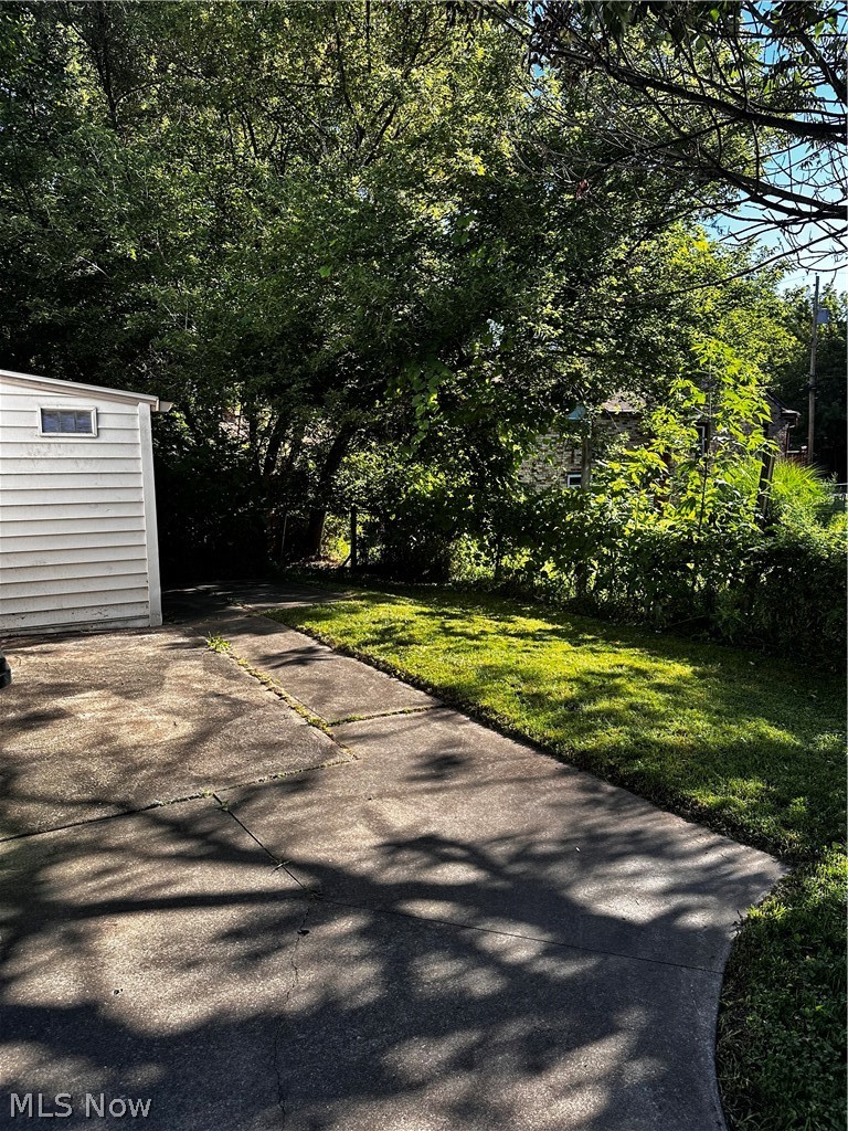 1485 3rd Street Lakemore OH 44250