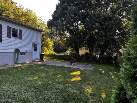 1485 3rd Street Lakemore OH 44250