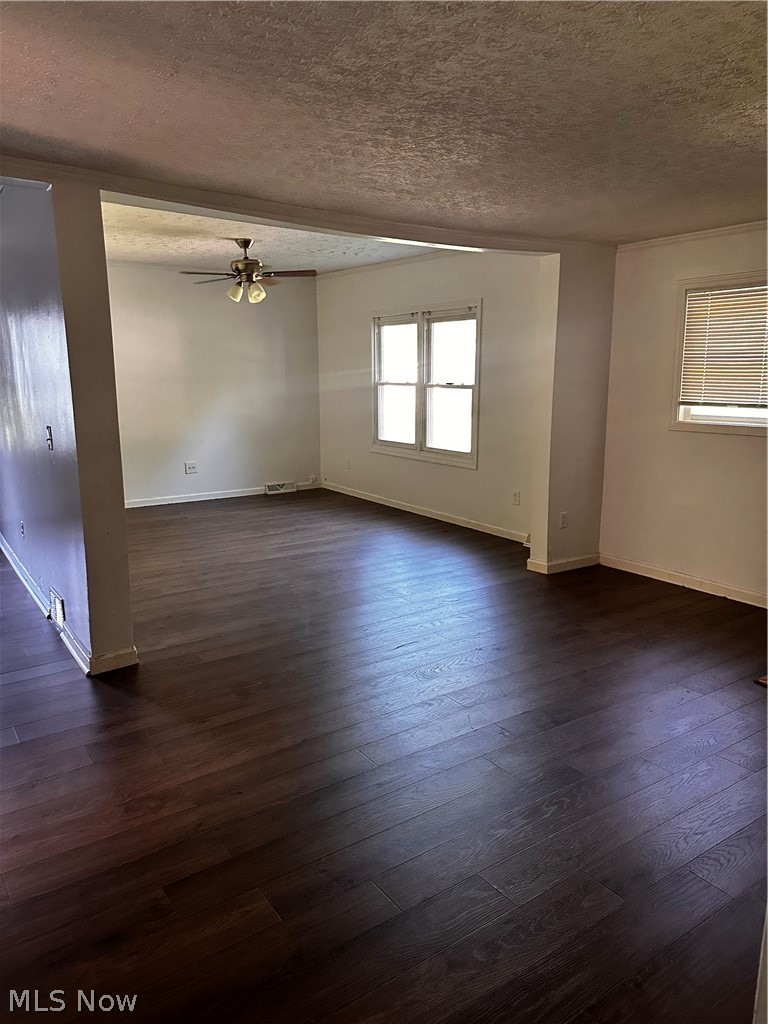 1485 3rd Street Lakemore OH 44250
