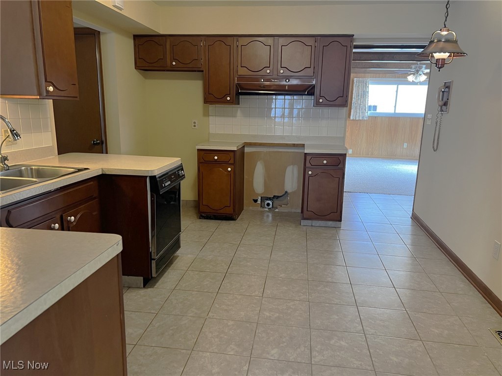 24339 S Oxford Oval North Olmsted OH 44070