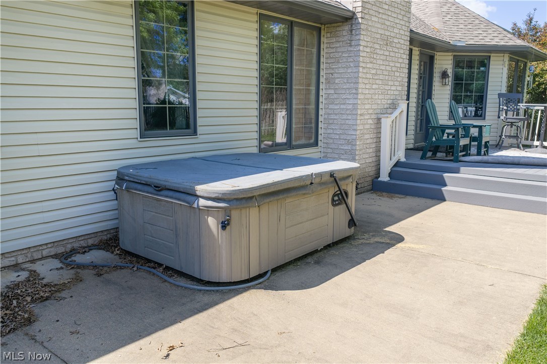 1453 3rd Street SE New Philadelphia OH 44663