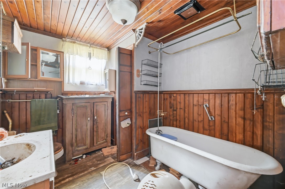 341 Canton Street East Liverpool OH 43920