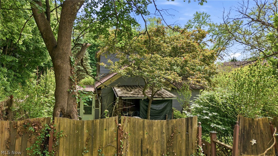 341 Canton Street East Liverpool OH 43920