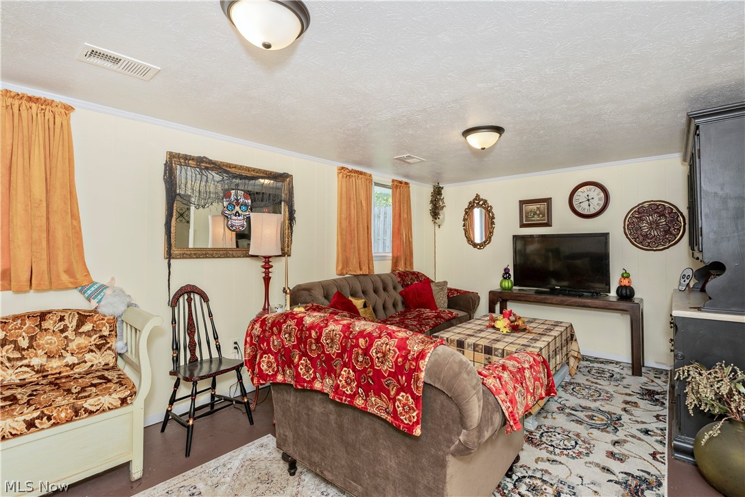 721 E 345th Street Eastlake OH 44095