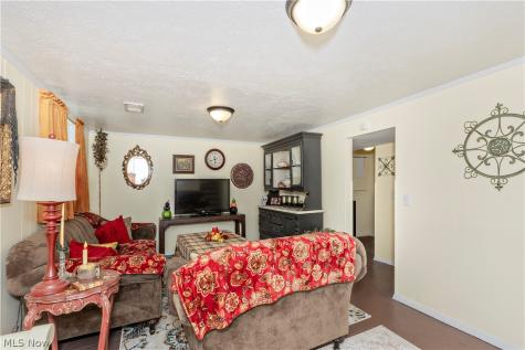 721 E 345th Street Eastlake OH 44095