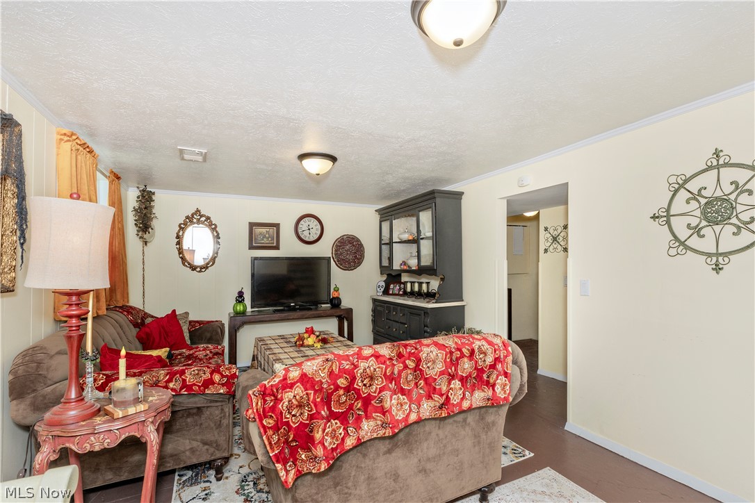721 E 345th Street Eastlake OH 44095