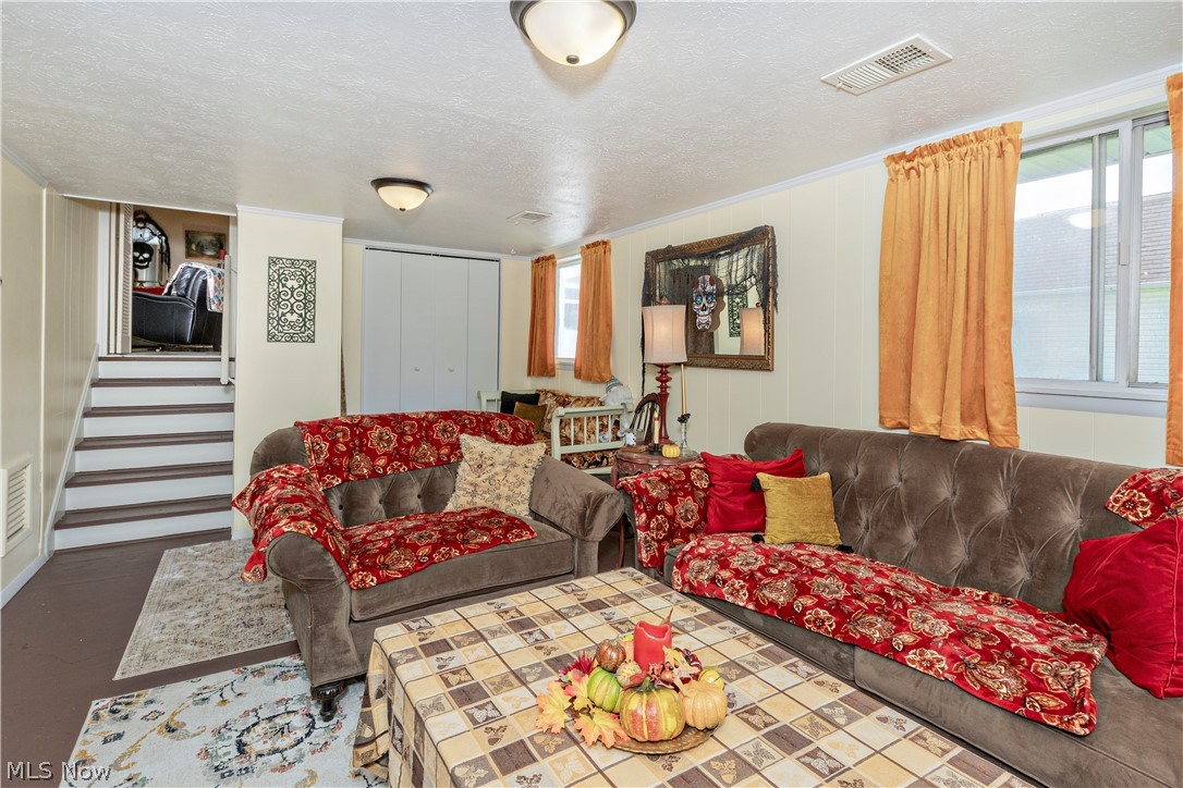 721 E 345th Street Eastlake OH 44095