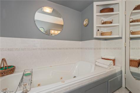 721 E 345th Street Eastlake OH 44095