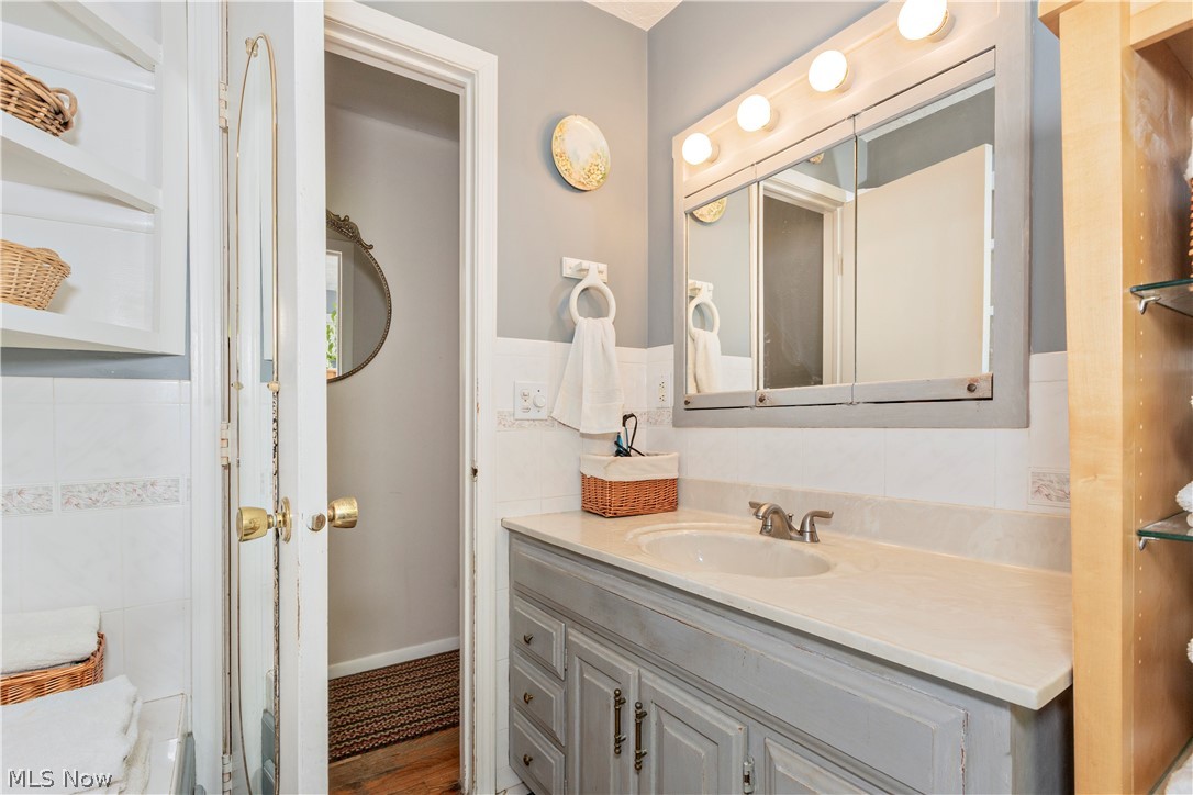 721 E 345th Street Eastlake OH 44095