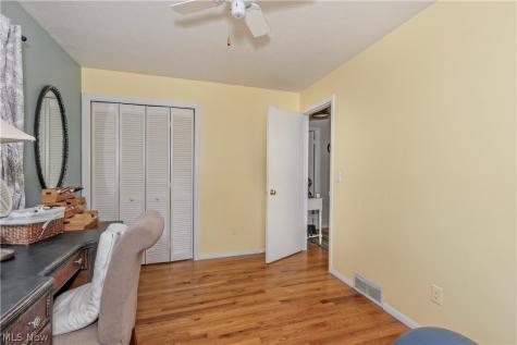 721 E 345th Street Eastlake OH 44095