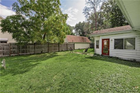 721 E 345th Street Eastlake OH 44095