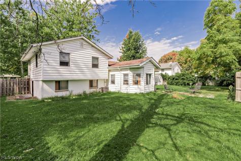 721 E 345th Street Eastlake OH 44095