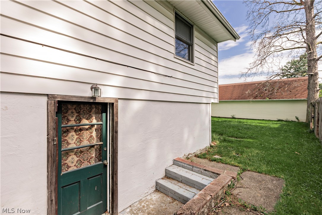 721 E 345th Street Eastlake OH 44095