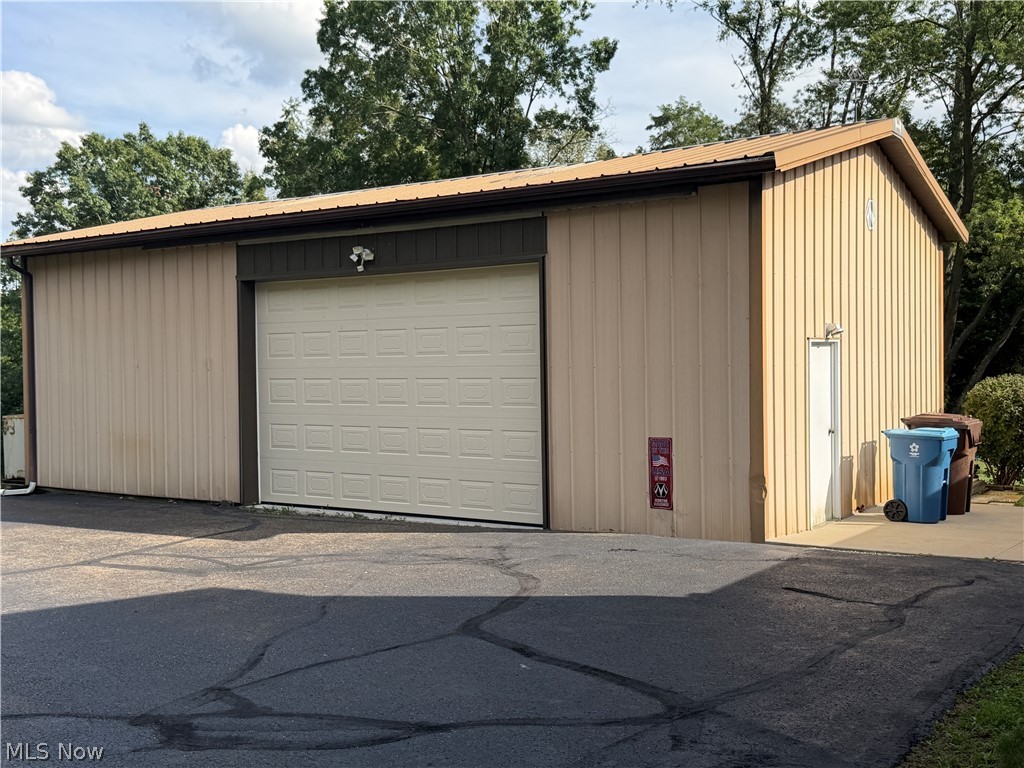 6419 Hampsher Road Clinton OH 44216