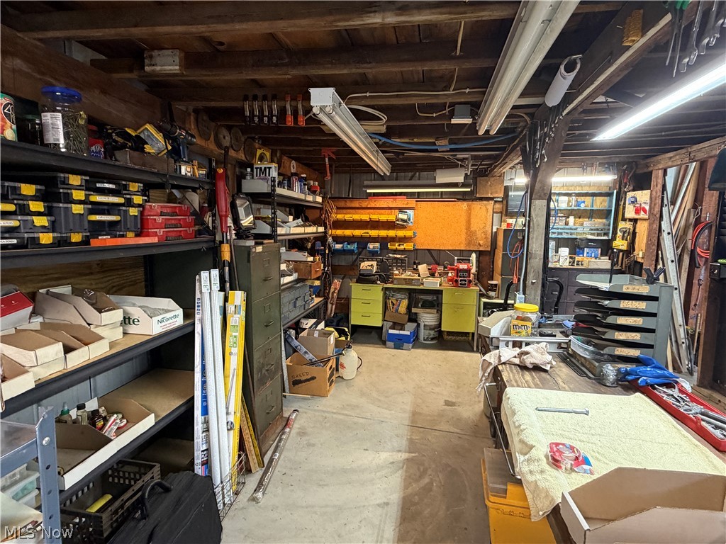 6419 Hampsher Road Clinton OH 44216
