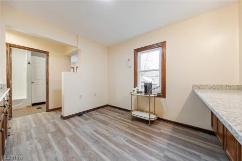 4385 W 229th Street Fairview Park OH 44126