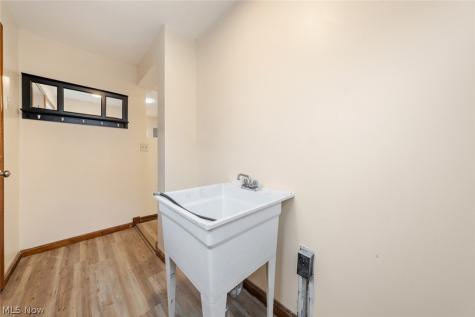 4385 W 229th Street Fairview Park OH 44126