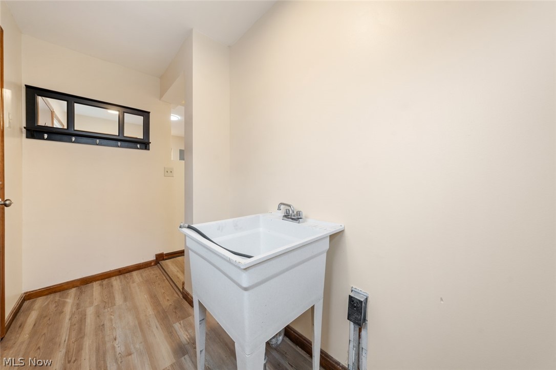 4385 W 229th Street Fairview Park OH 44126