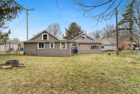 4385 W 229th Street Fairview Park OH 44126