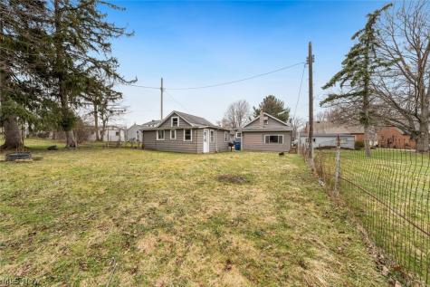 4385 W 229th Street Fairview Park OH 44126