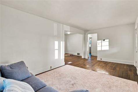 1064 Ridgefield Avenue Alliance OH 44601