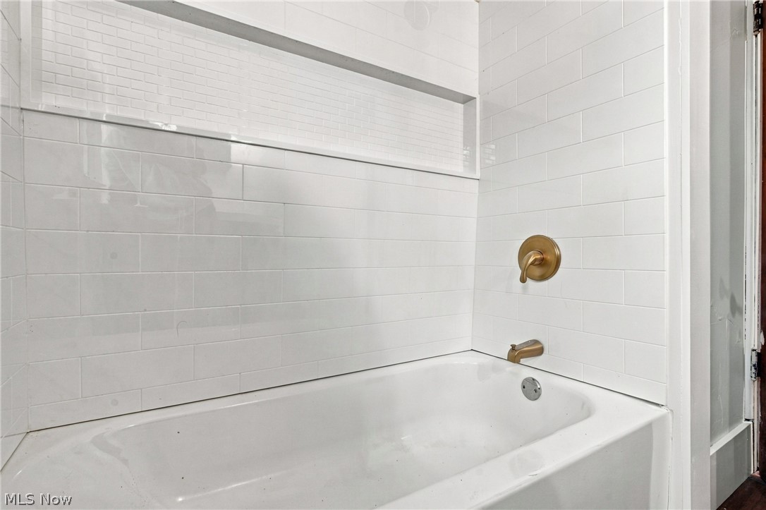 1064 Ridgefield Avenue Alliance OH 44601
