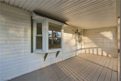 1064 Ridgefield Avenue Alliance OH 44601