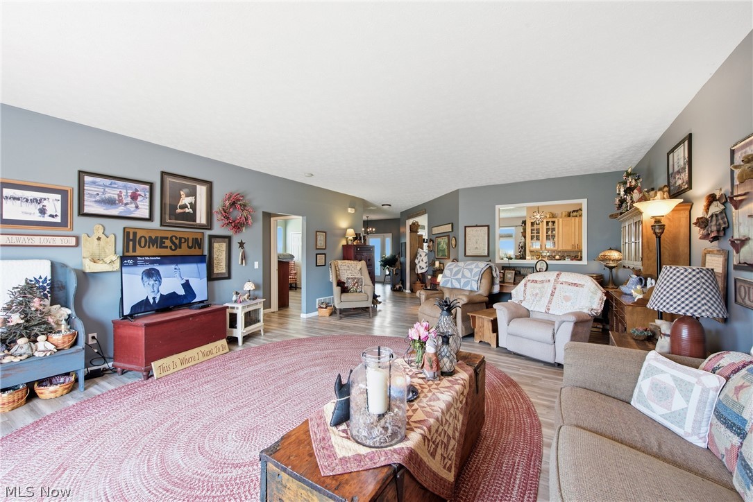 349 Springbrook Circle Elyria OH 44035