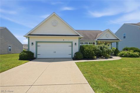 349 Springbrook Circle Elyria OH 44035