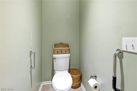 349 Springbrook Circle Elyria OH 44035