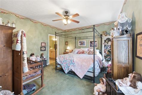349 Springbrook Circle Elyria OH 44035