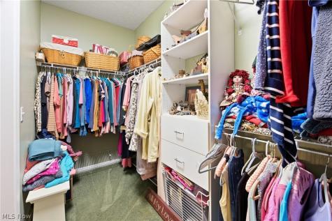 349 Springbrook Circle Elyria OH 44035