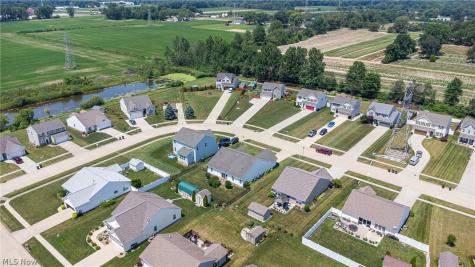 349 Springbrook Circle Elyria OH 44035