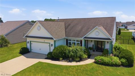 349 Springbrook Circle Elyria OH 44035