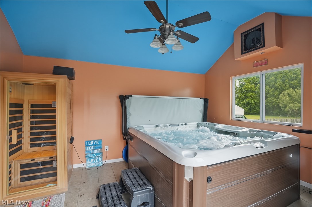 2697 Newton Tomlinson Newton Falls OH 44444