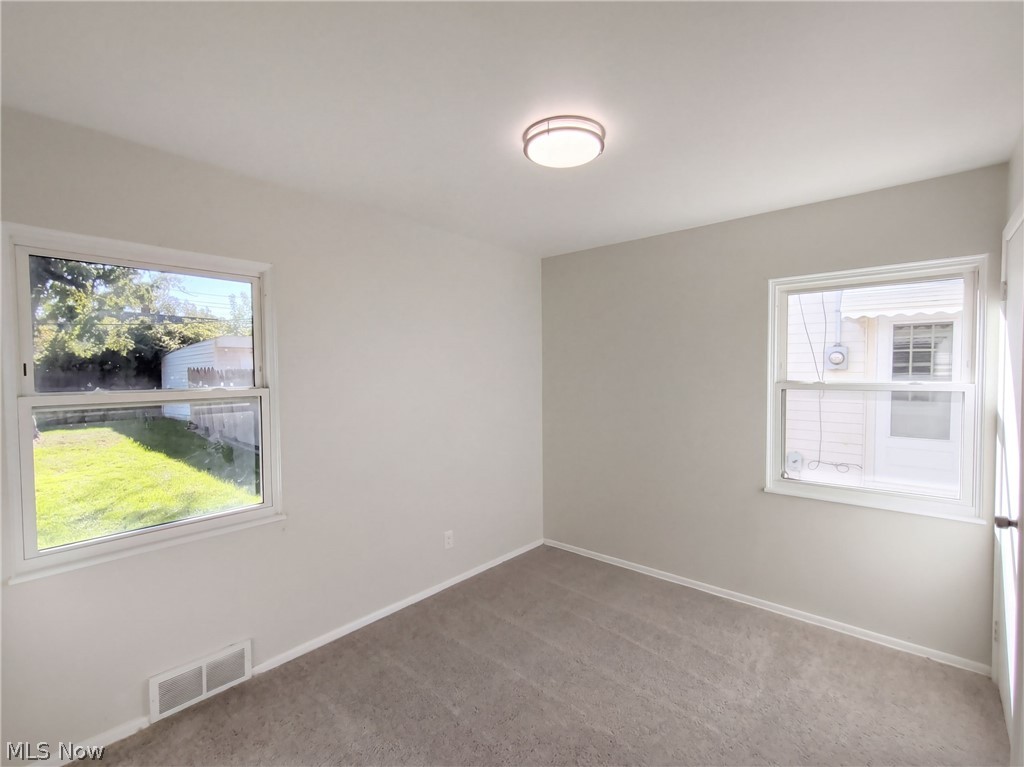 13807 Elsetta Avenue Cleveland OH 44135