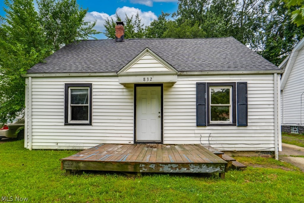 832 Caddo Avenue Akron OH 44305