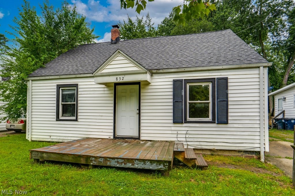 832 Caddo Avenue Akron OH 44305