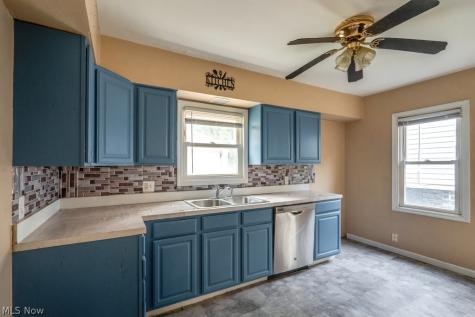 832 Caddo Avenue Akron OH 44305
