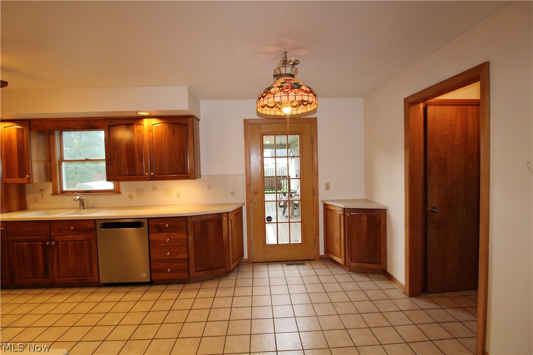 2329 Venloe Drive Poland OH 44514